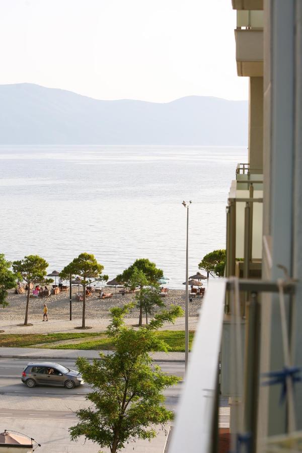 Tafa Deluxe Apartment Vlorë エクステリア 写真