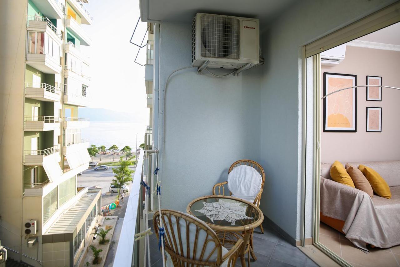 Tafa Deluxe Apartment Vlorë エクステリア 写真